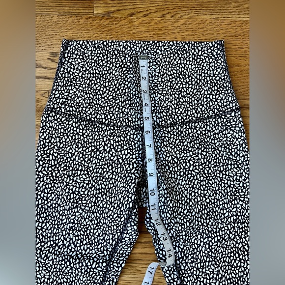 NWOT▪️Lululemon Wunder Under Leggings - Picture 4 of 8